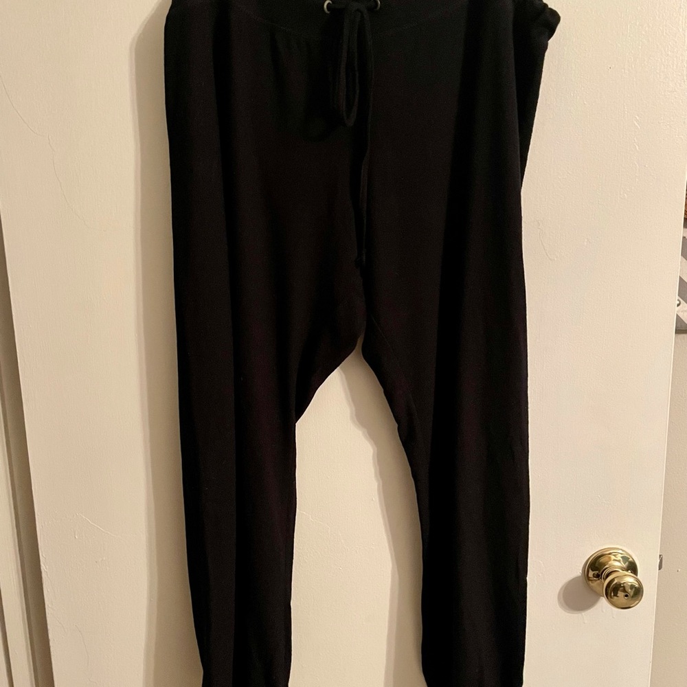 Make + Model black drawstring lounge pants 2X